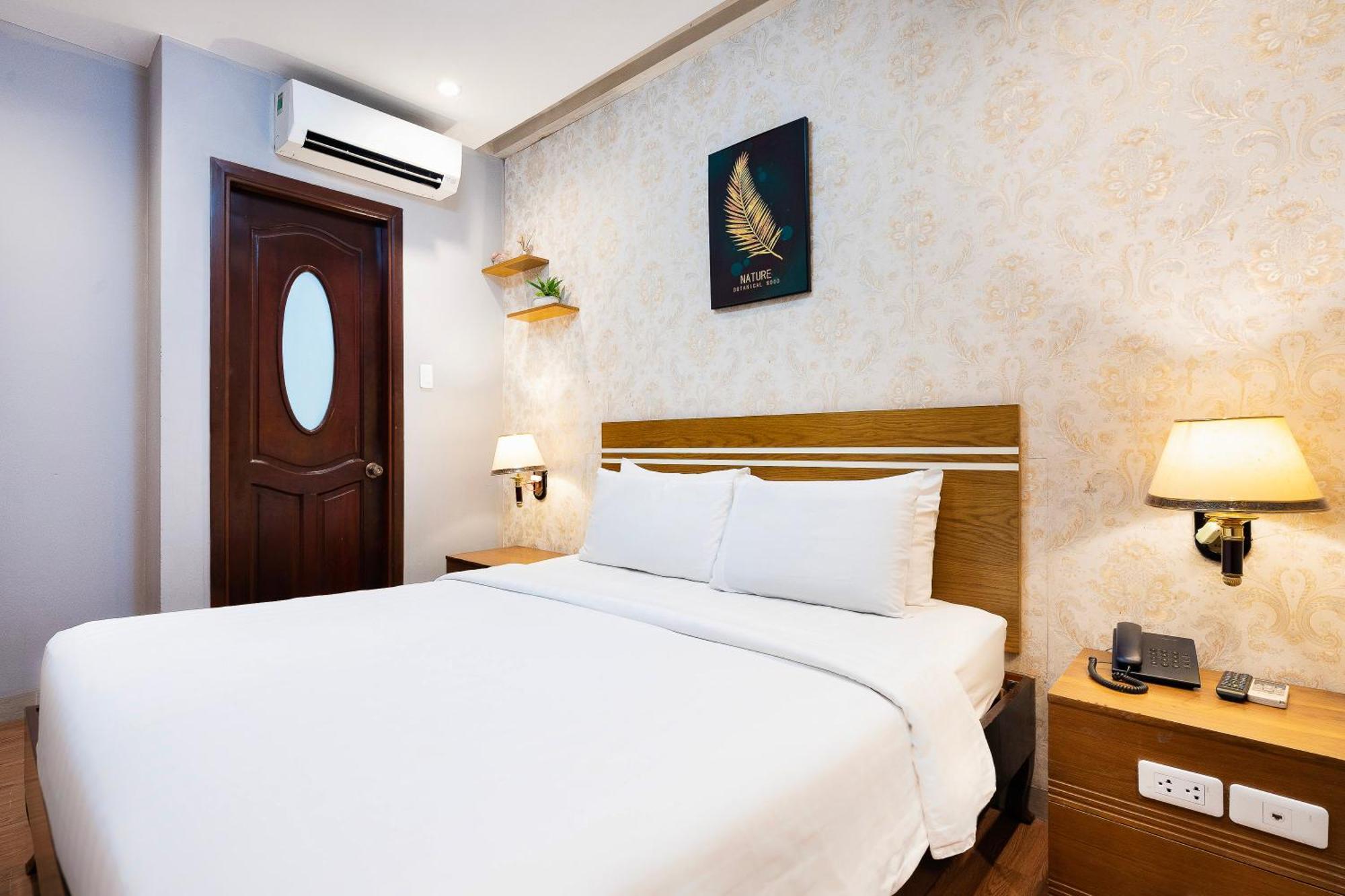 Lucky Star Hotel 266 De Tham Ho Chi Minh-staden Exteriör bild